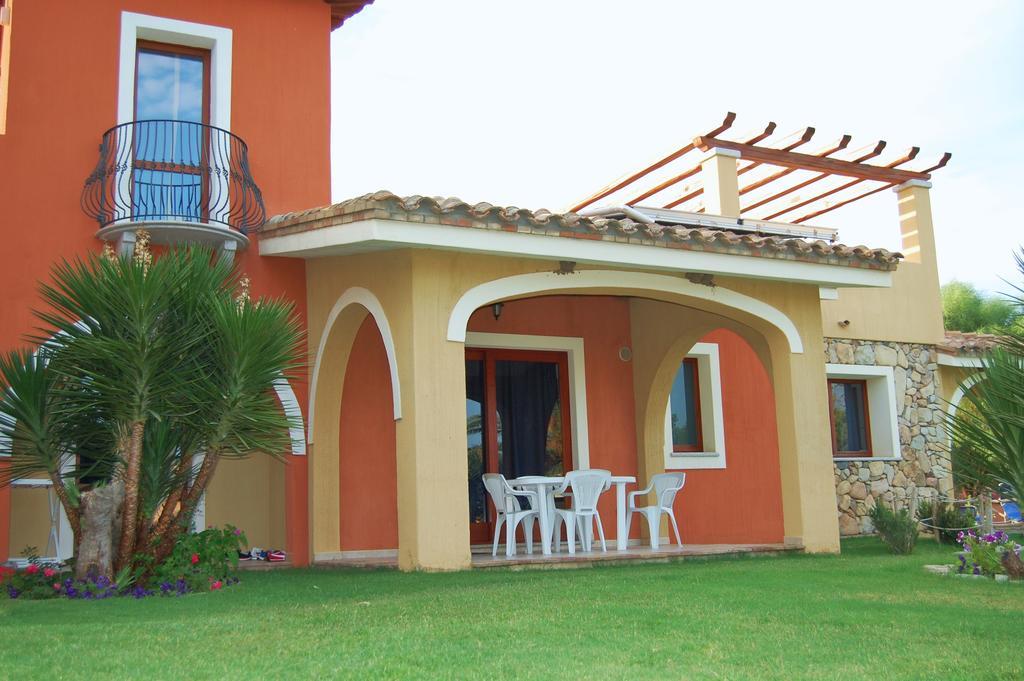 I Lentischi Aparthotel Villasimius Exterior foto