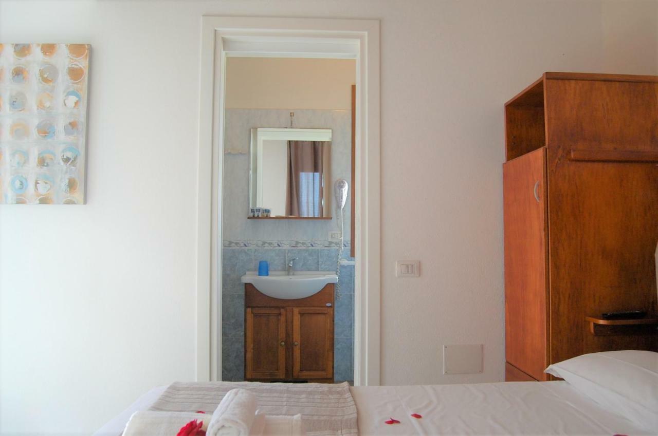 I Lentischi Aparthotel Villasimius Exterior foto