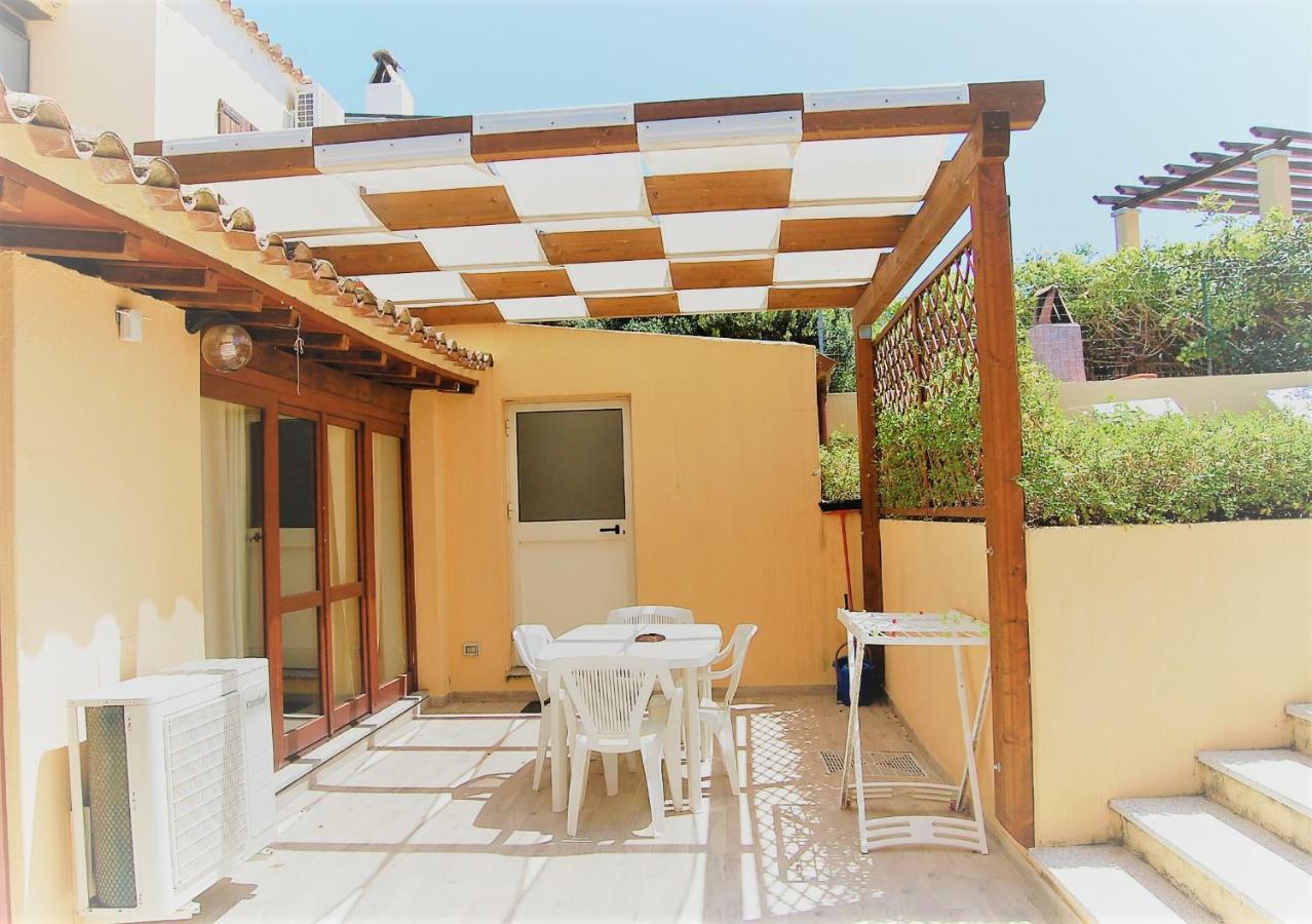 I Lentischi Aparthotel Villasimius Exterior foto