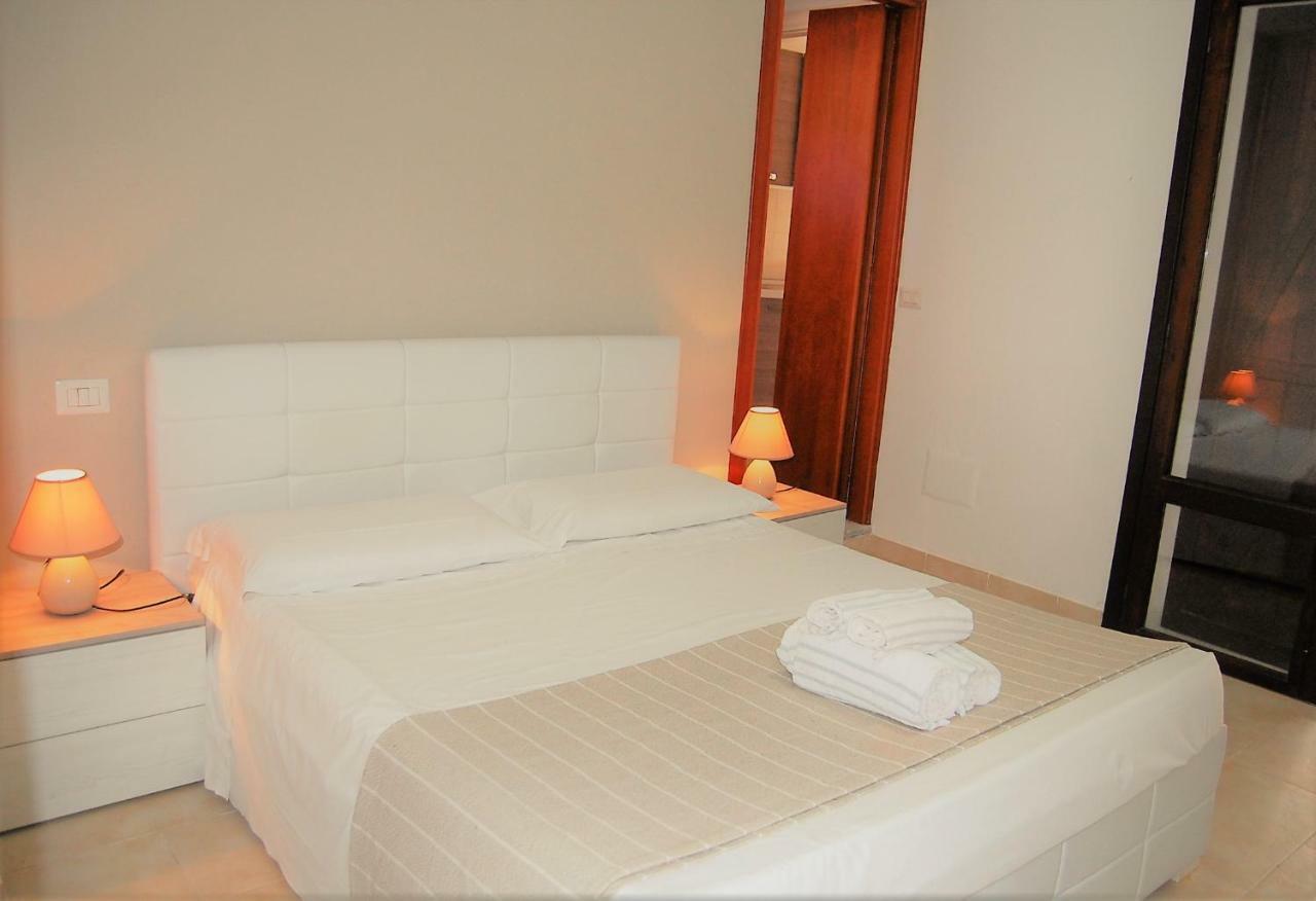 I Lentischi Aparthotel Villasimius Exterior foto