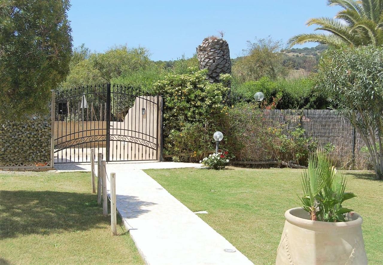 I Lentischi Aparthotel Villasimius Exterior foto